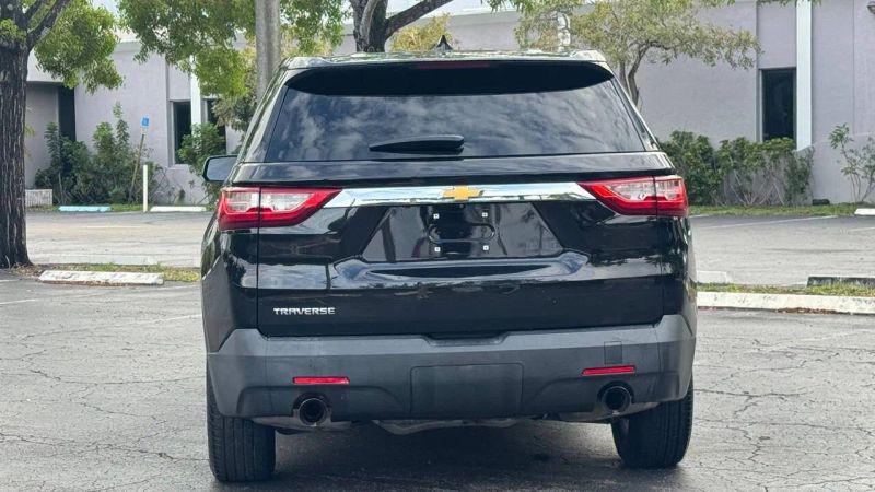 2020 Chevrolet Traverse FWD LS