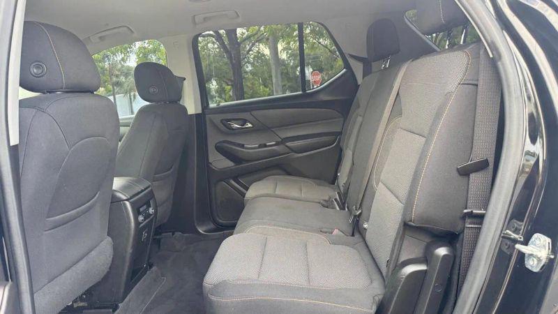 2020 Chevrolet Traverse FWD LS