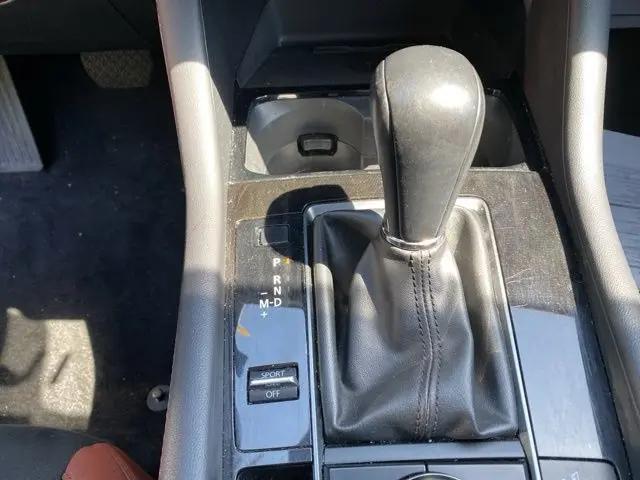 2024 Mazda Mazda3 2.5 Carbon Turbo