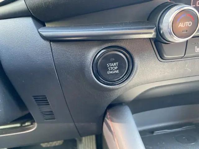 2024 Mazda Mazda3 2.5 Carbon Turbo