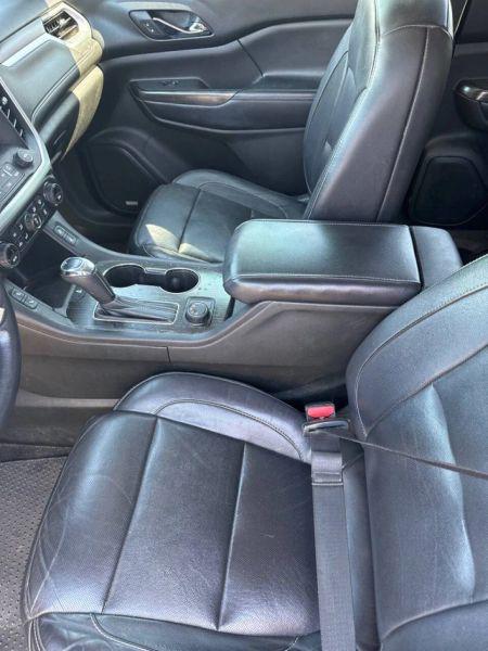 2017 GMC Acadia SLT-1