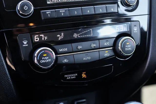2017 Nissan Rogue Sport SV