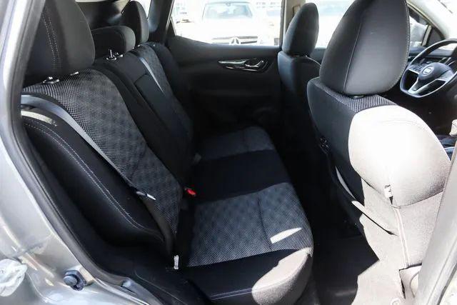 2017 Nissan Rogue Sport SV