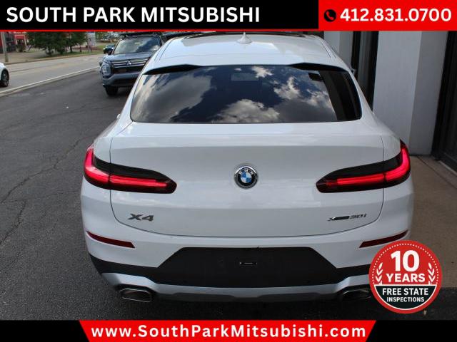 2025 BMW X4 xDrive30i