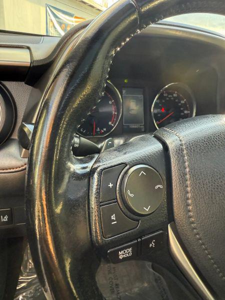 2018 Toyota RAV4 SE