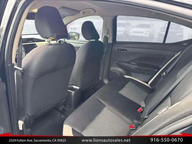 2021 Nissan Versa SV Xtronic CVT