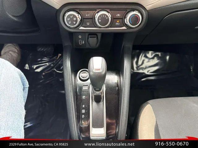 2021 Nissan Versa SV Xtronic CVT
