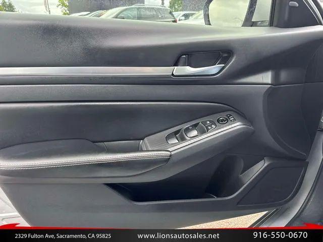 2022 Nissan Altima SV FWD