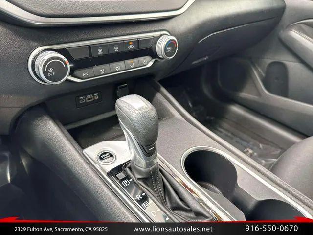 2022 Nissan Altima SV FWD