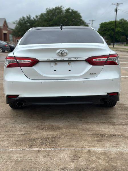2018 Toyota Camry XLE V6