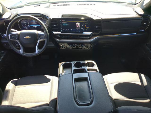 2024 Chevrolet Silverado 1500 4WD Crew Cab Short Bed LT with 2FL