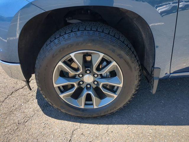 2024 Chevrolet Silverado 1500 4WD Crew Cab Short Bed LT with 2FL