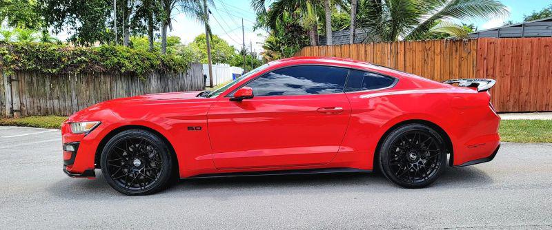 2017 Ford Mustang GT Premium