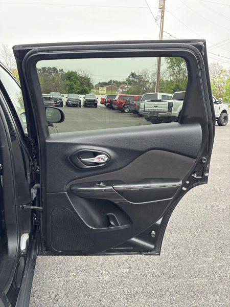 2015 Jeep Cherokee Latitude Altitude