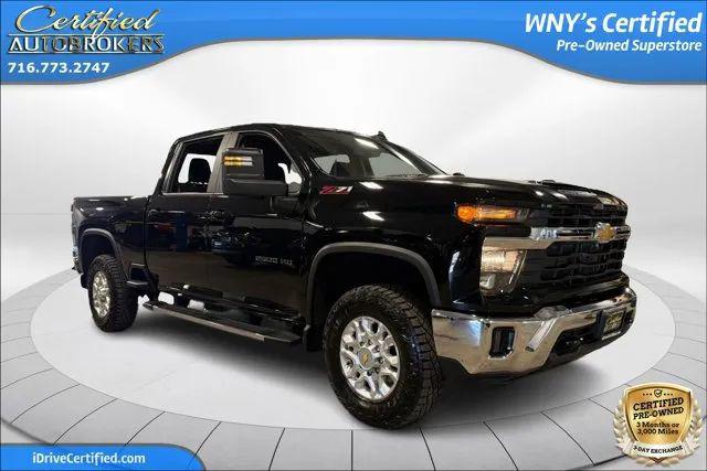 2024 Chevrolet Silverado 2500HD 4WD Crew Cab Standard Bed LT