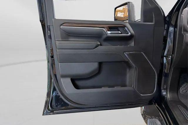 2024 Chevrolet Silverado 2500HD 4WD Crew Cab Standard Bed LT