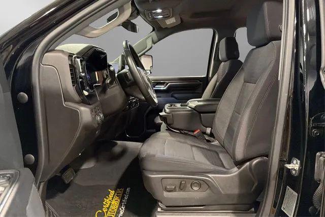 2024 Chevrolet Silverado 2500HD 4WD Crew Cab Standard Bed LT