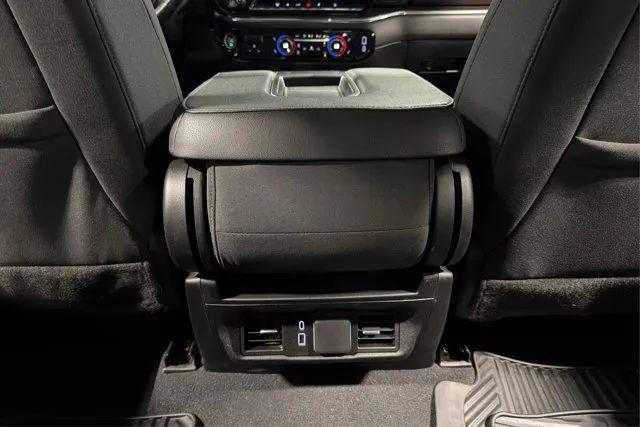 2024 Chevrolet Silverado 2500HD 4WD Crew Cab Standard Bed LT