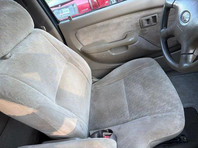 2002 Toyota Tacoma Base