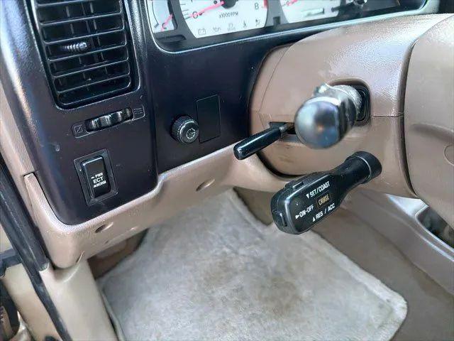 2002 Toyota Tacoma Base
