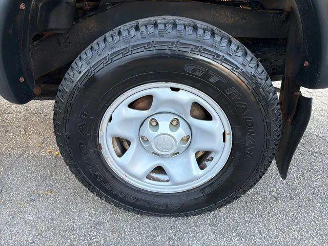 2002 Toyota Tacoma Base