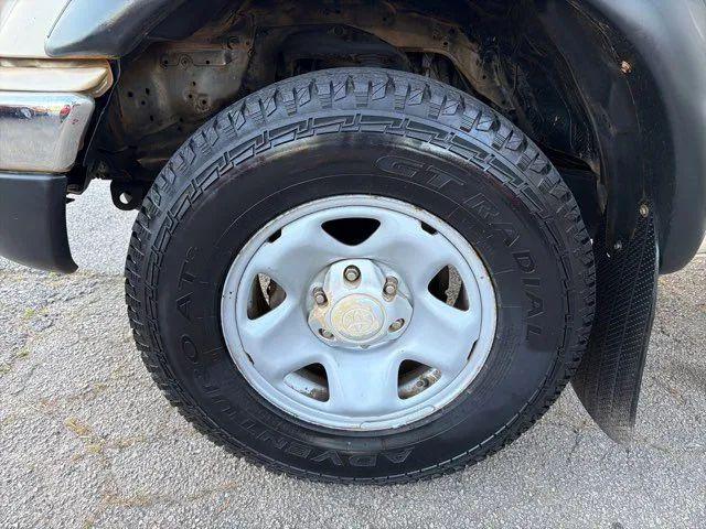 2002 Toyota Tacoma Base