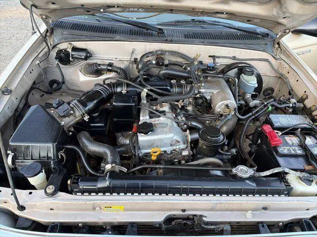 2002 Toyota Tacoma Base