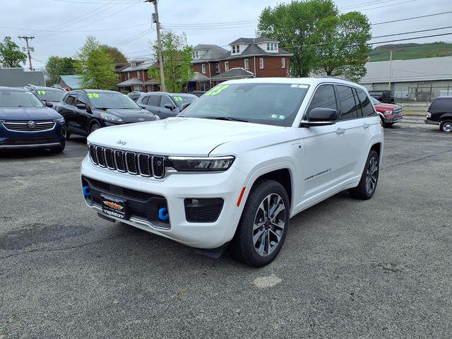 2023 Jeep Grand Cherokee 4xe Overland 2023 Jeep Grand Cherokee 4xe Overland