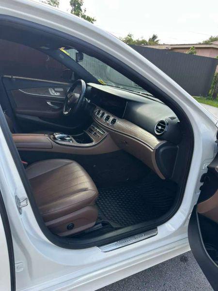 2018 Mercedes-Benz E-CLASS E 300 4MATIC