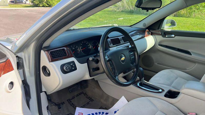 2011 Chevrolet Impala LT