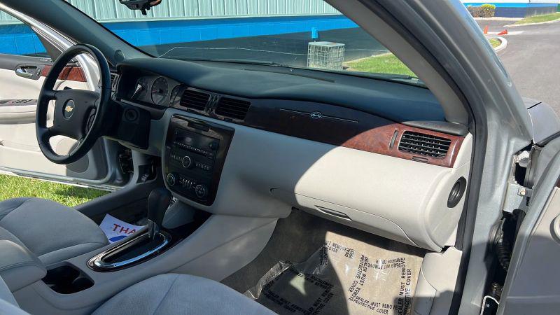 2011 Chevrolet Impala LT