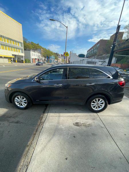 2019 Kia Sorento 3.3L LX