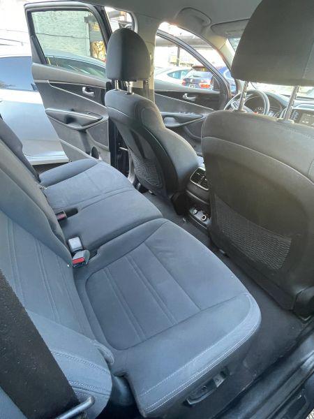 2019 Kia Sorento 3.3L LX