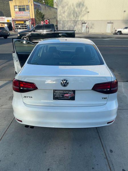 2018 Volkswagen Jetta 1.4T Wolfsburg Edition