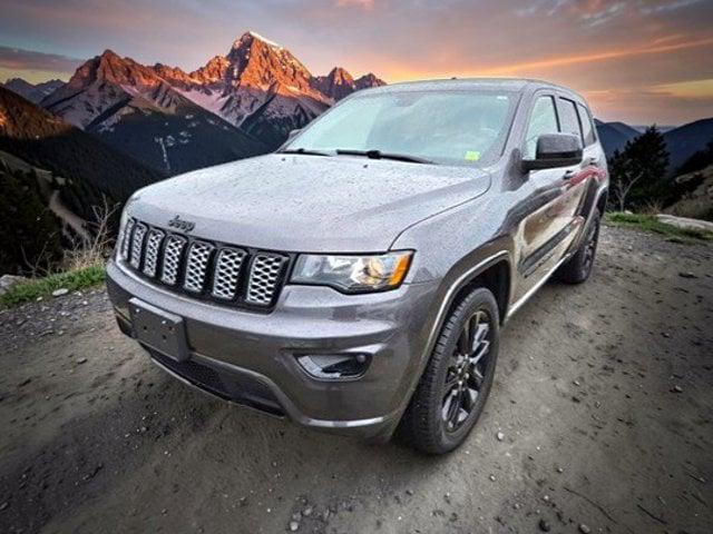 2020 Jeep Grand Cherokee Altitude 4x4 2020 Jeep Grand Cherokee Altitude 4x4