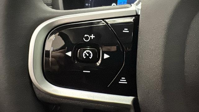 2026 Volvo XC90 Plug-In Hybrid Ultra, T8 AWD, Electric/Gasoline, Bright, 7 Seats