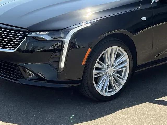 2025 Cadillac CT4 Premium Luxury RWD