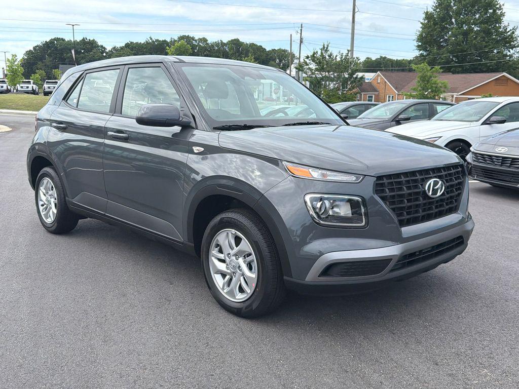 New 2026 Gray HYUNDAI SE image 8