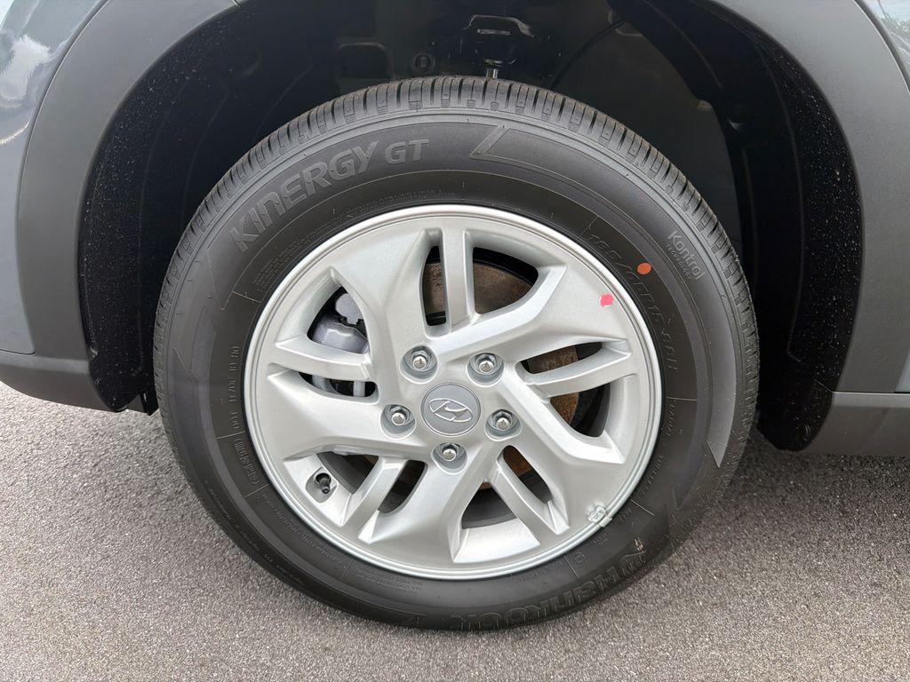 New 2026 Gray HYUNDAI SE image 12