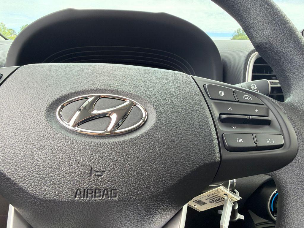 New 2026 Gray HYUNDAI SE image 28