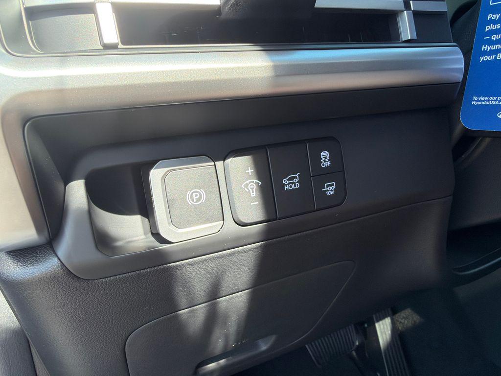 New 2026 Blue HYUNDAI XRT AWD image 31