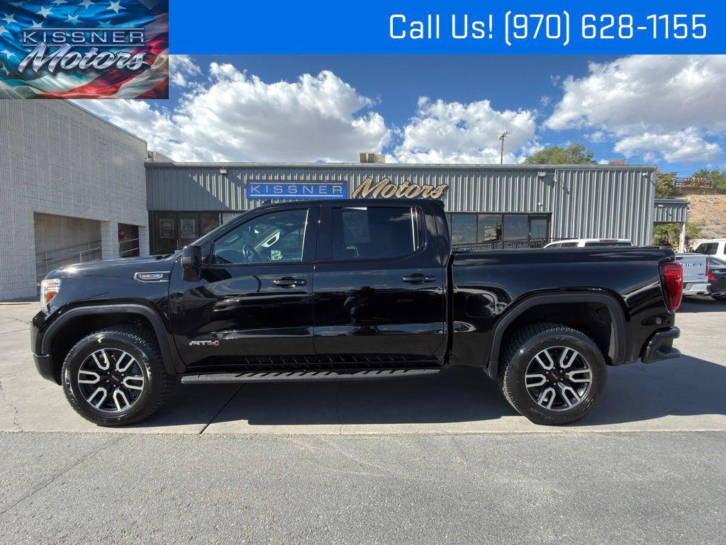 2022 GMC Sierra AT4 4WD Crew Cab Short Box's photo