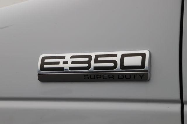 2027 Ford E-Series Cutaway Base