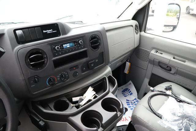 2027 Ford E-Series Cutaway Base