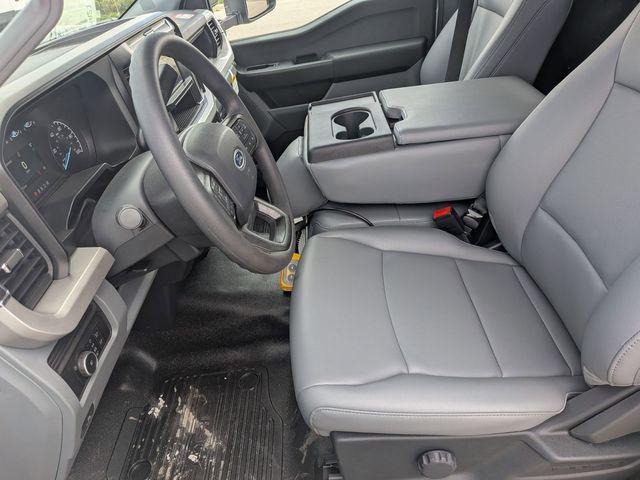 2025 Ford F-550 In-Transit