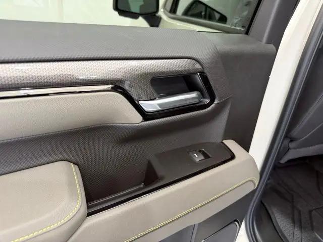 2026 Chevrolet Silverado 1500 4WD Crew Cab Short Bed ZR2
