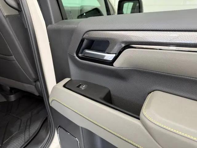 2026 Chevrolet Silverado 1500 4WD Crew Cab Short Bed ZR2