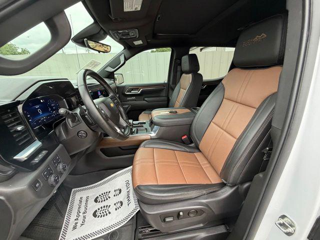 2023 Chevrolet Silverado 1500 4WD Crew Cab Short Bed High Country