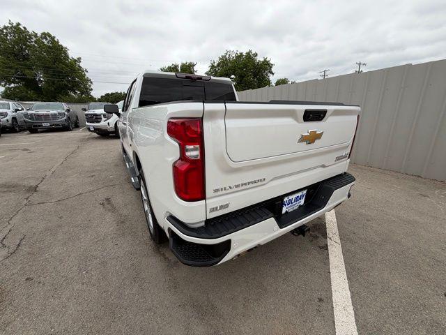 2023 Chevrolet Silverado 1500 4WD Crew Cab Short Bed High Country