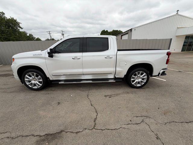 2023 Chevrolet Silverado 1500 4WD Crew Cab Short Bed High Country